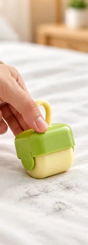 Sugar Cube Roller picking up lint on bed sheets